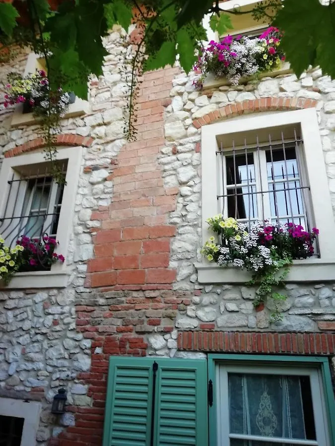 Corte Tre Vigne Marano di Valpolicella 住宿加早餐酒店