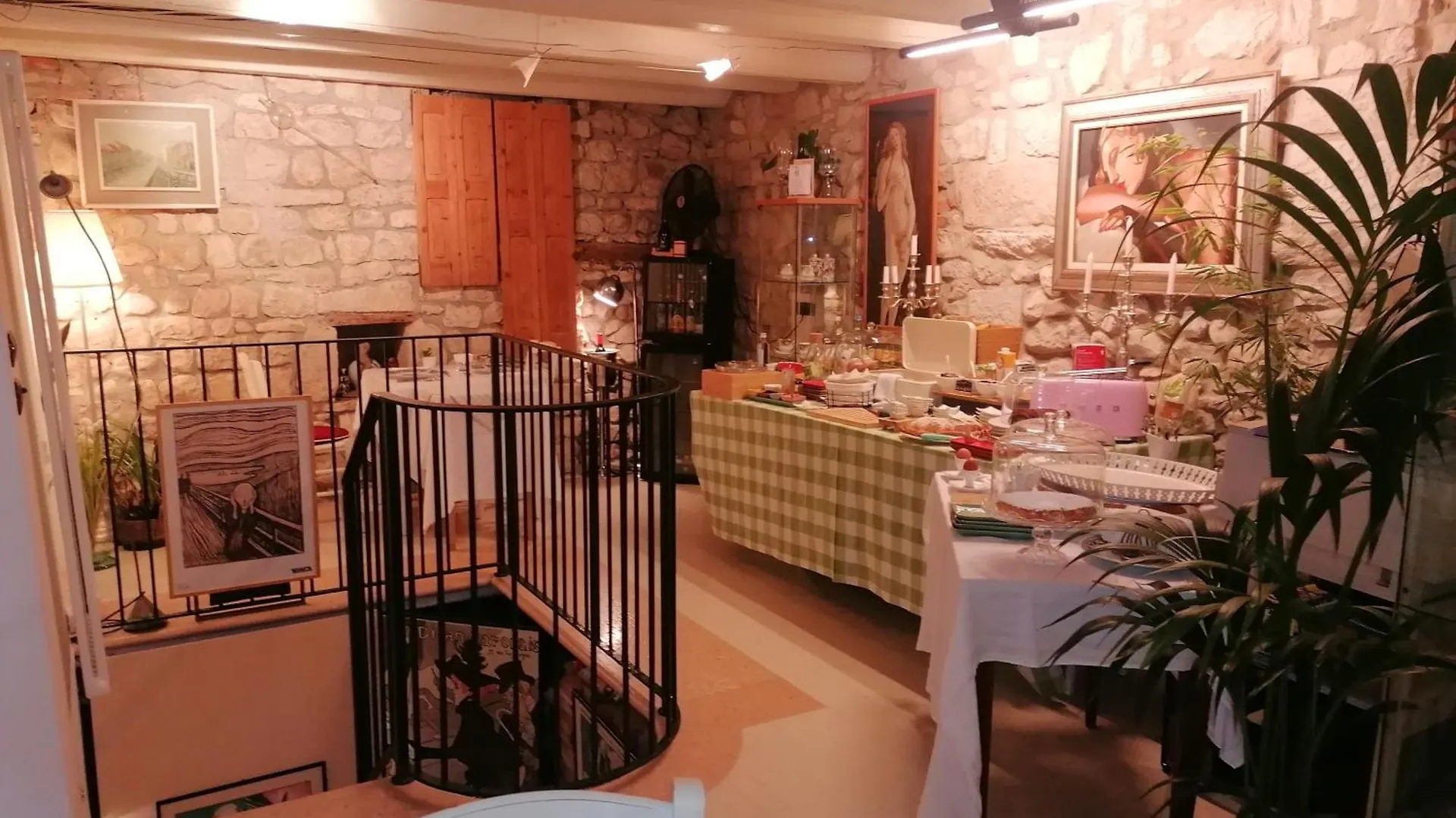 B&B Corte Tre Vigne 마라노 디 발포리첼라